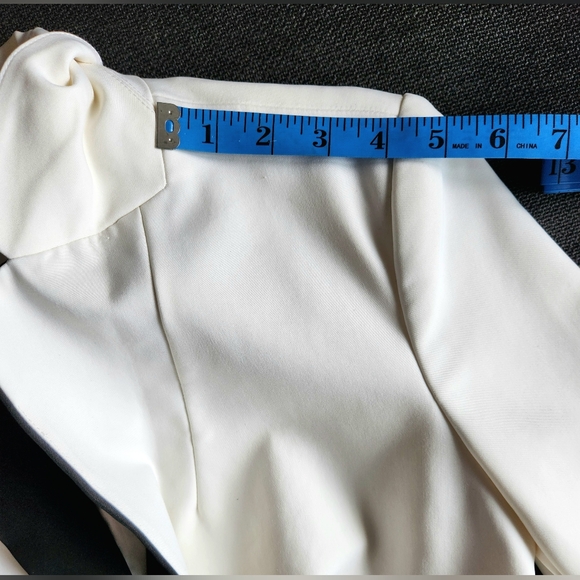 Le Chateau Single Button Fitted White & Black 3/4 Sleeve Faux Pocket size Small - Picture 9 of 12
